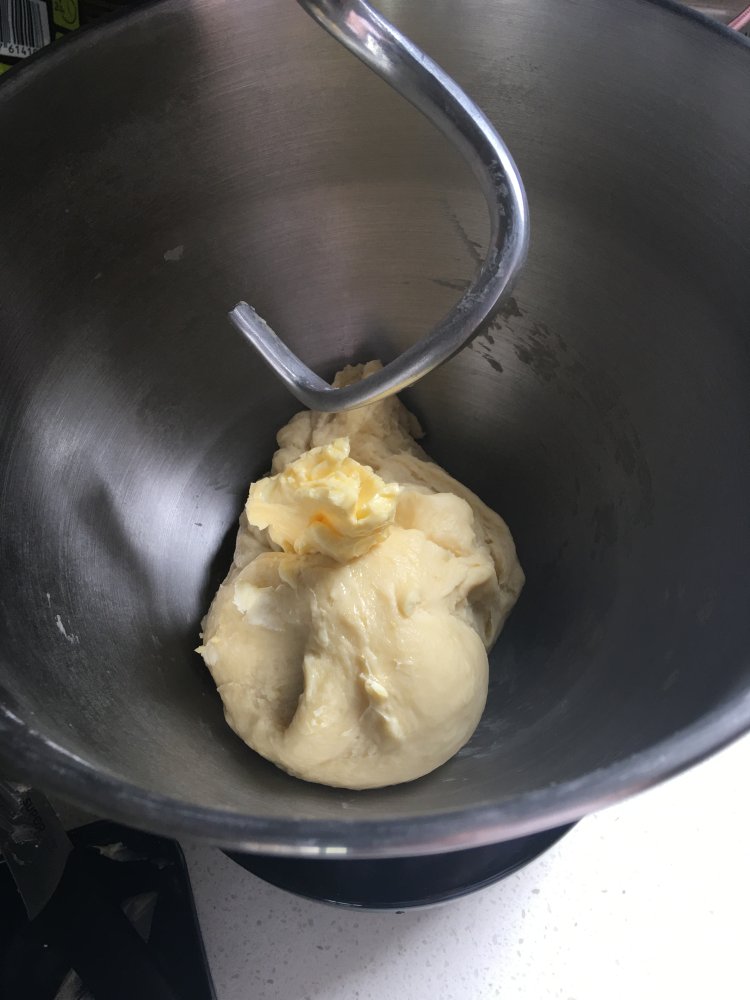 蔓越莓奶酪卷步骤5
