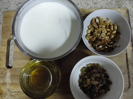 自制炒酸奶步骤1