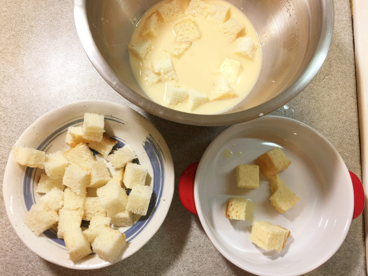 草莓面包布丁步骤9