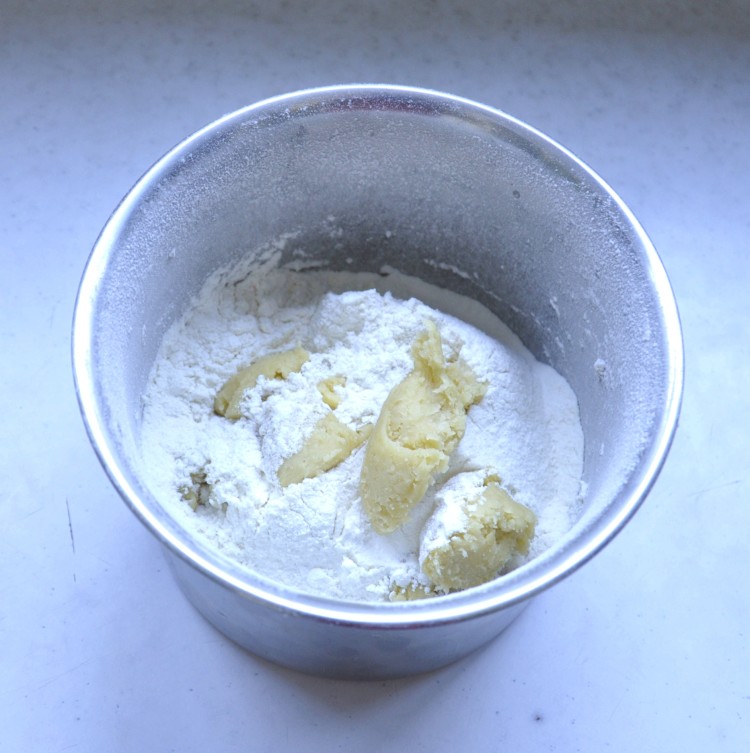 紫薯蝴蝶酥步骤1