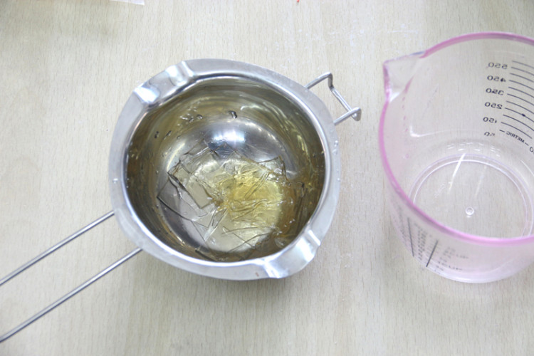 花伞果酱夹心酸奶慕斯步骤7