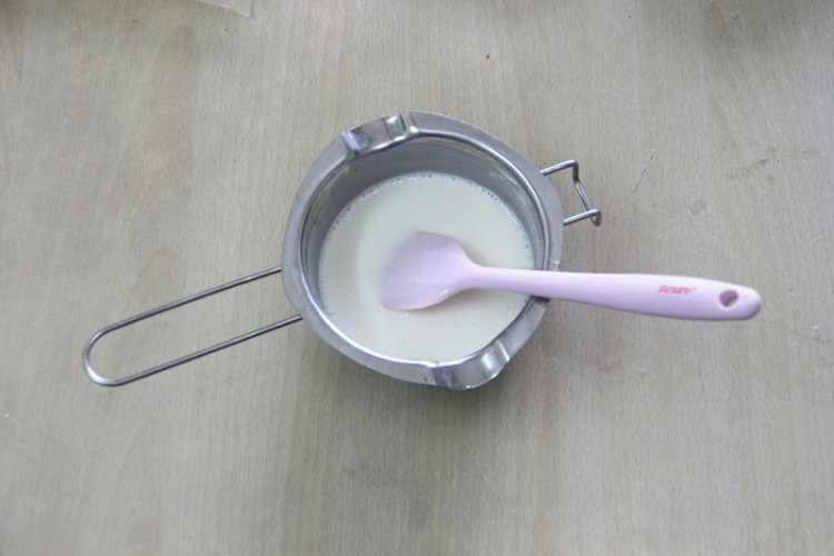 花伞果酱夹心酸奶慕斯步骤11