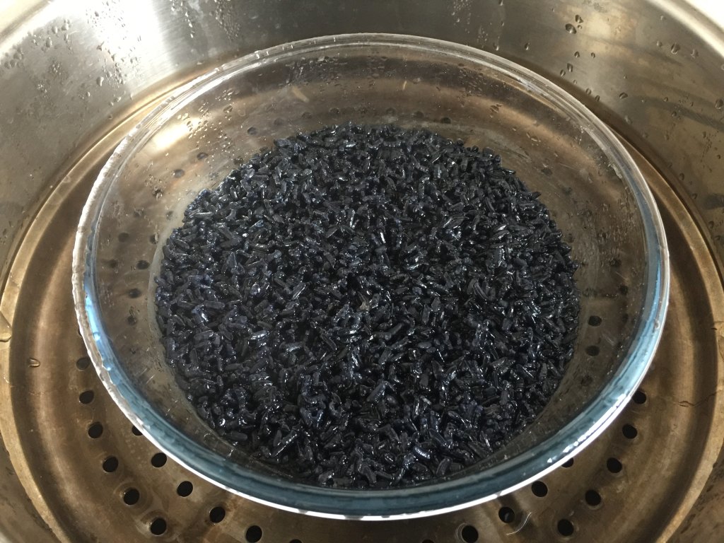 坚果乌饭团步骤6