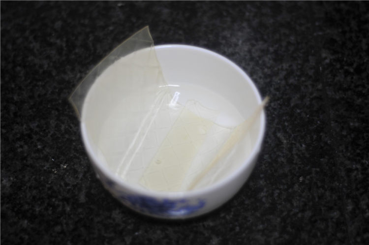梅花双色果酱慕斯步骤2