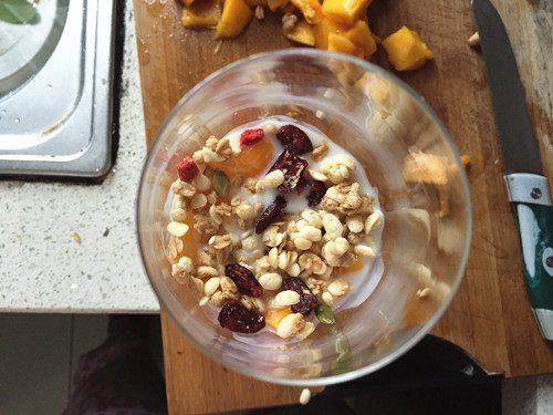 芒果燕麦酸奶步骤5