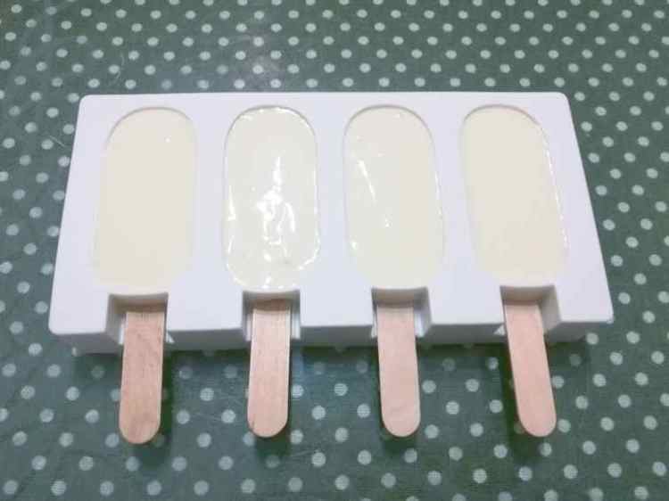 脆皮巧克力雪糕步骤4