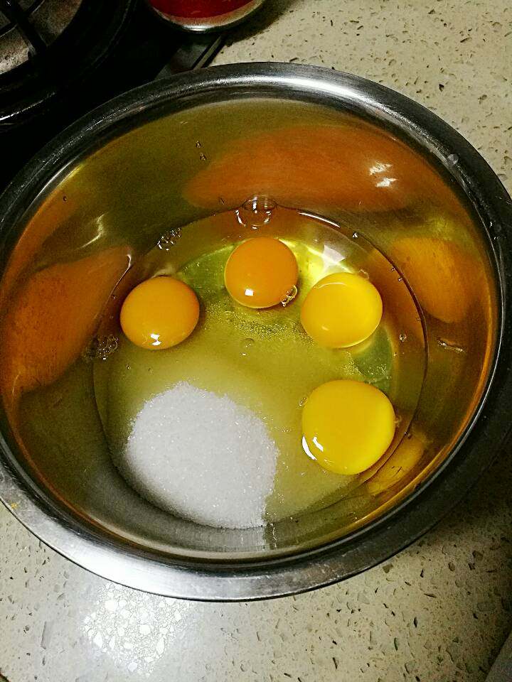 奶香鸡蛋糕步骤2