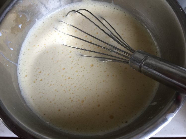 抹茶红豆白巧慕斯步骤5