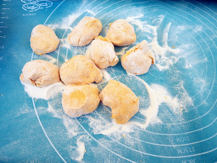 南瓜双薯麻饼步骤7