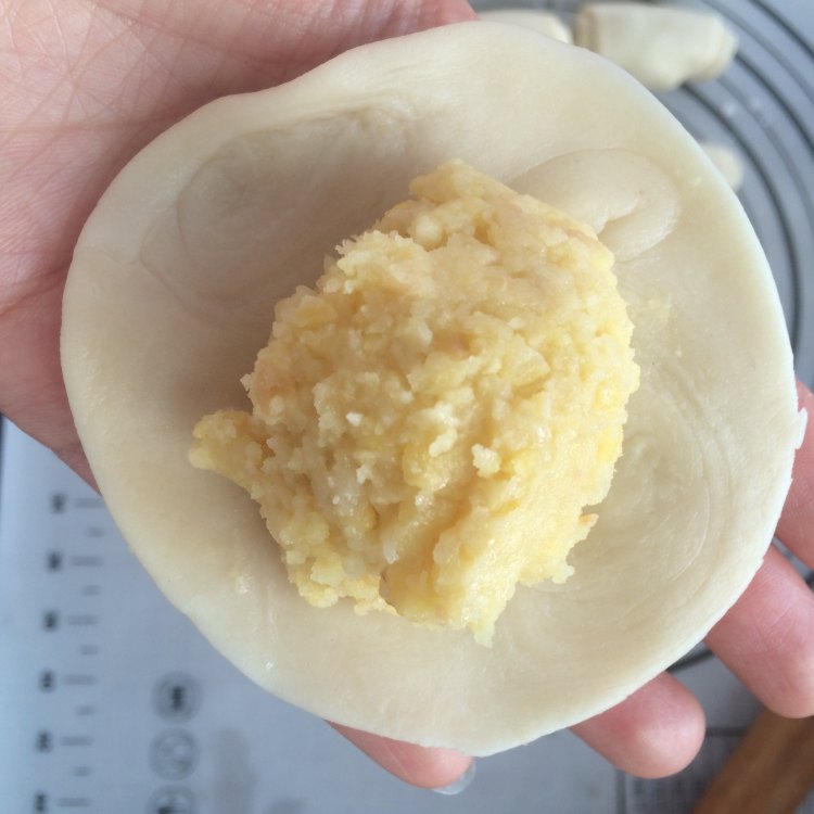 香酥绿豆饼步骤13