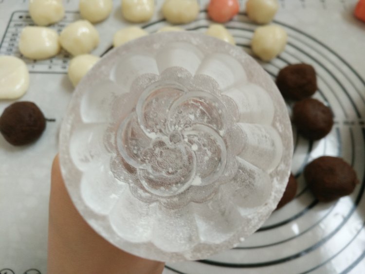花朵冰皮月饼步骤9