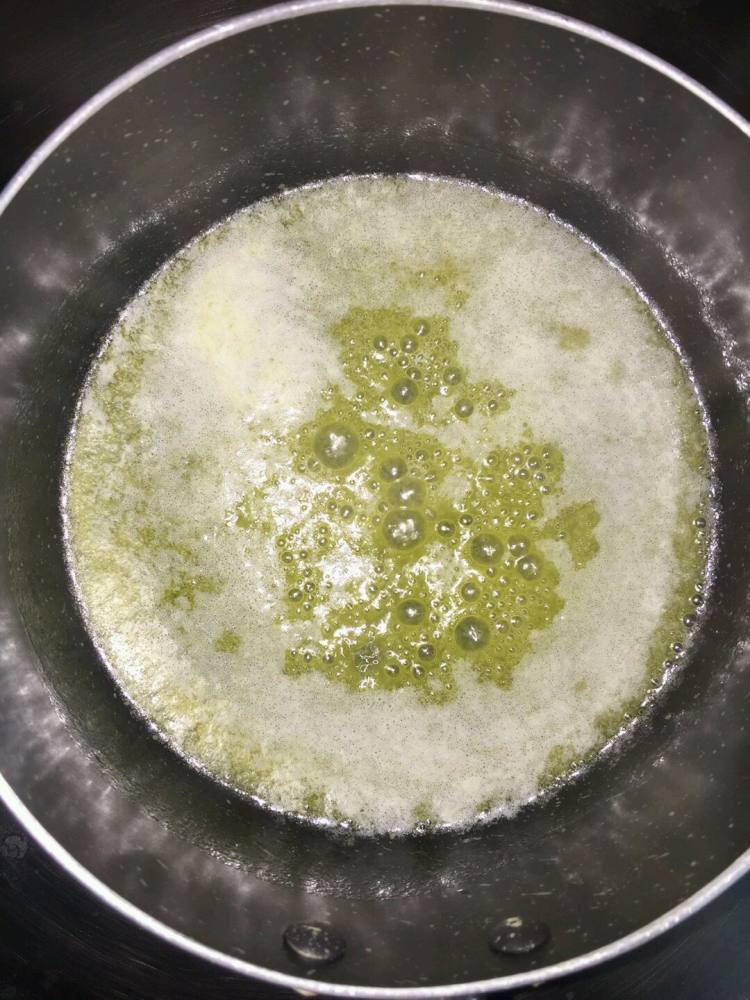 紫菜肉松蛋糕卷步骤1