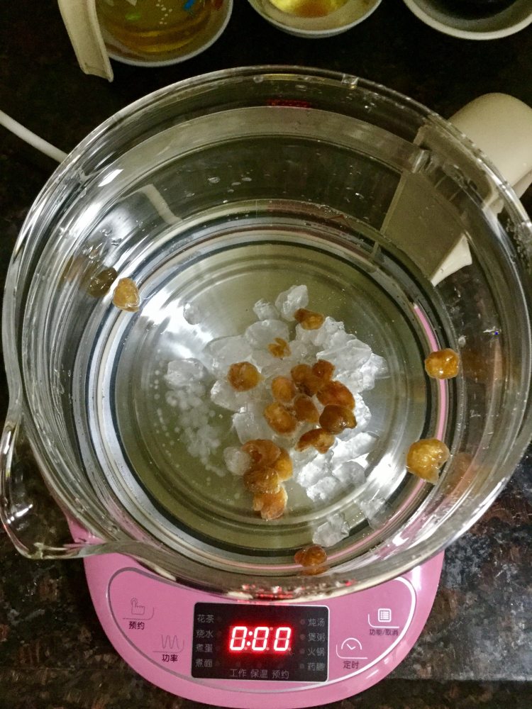 银耳鸡蛋糖水步骤7