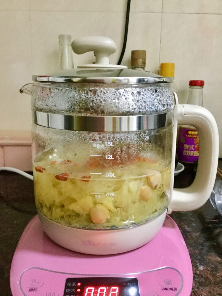 银耳鸡蛋糖水步骤11