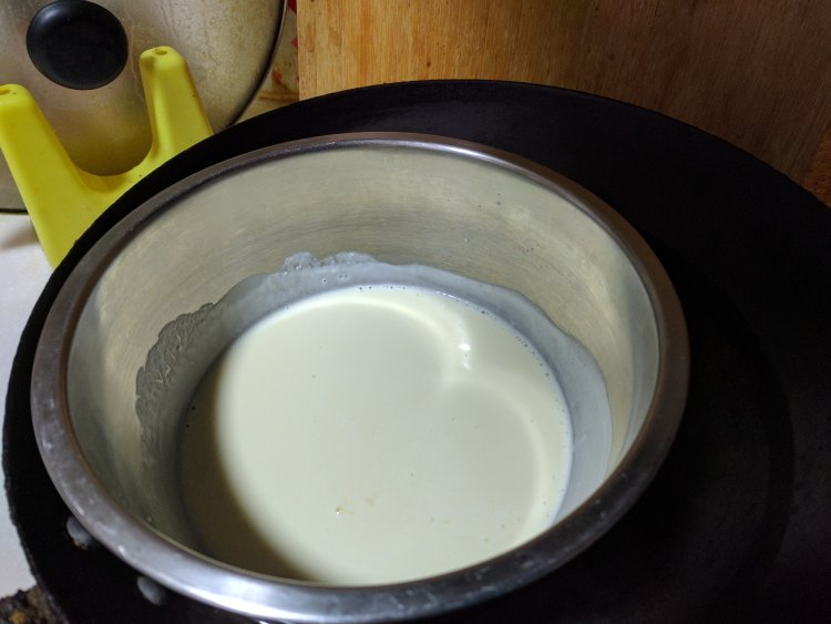咖啡乳酪戚风蛋糕步骤2