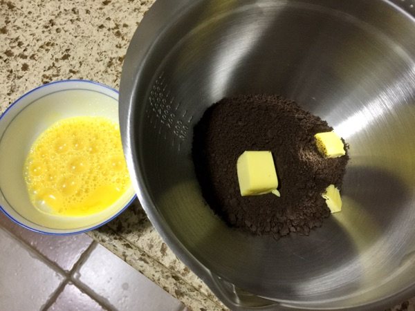 红丝绒大理石重芝士蛋步骤2