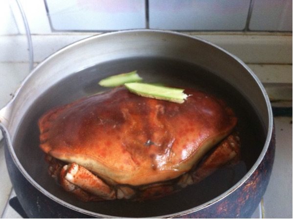 蟹肉色拉步骤2
