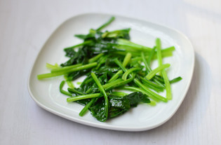 菠菜培根沙拉步骤9
