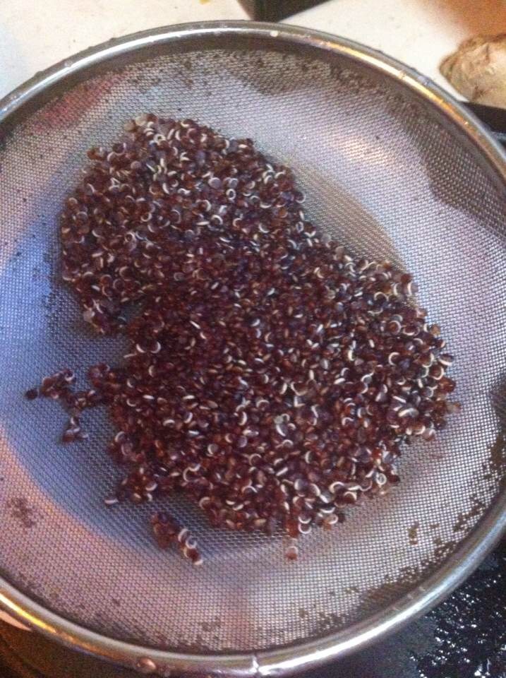 藜麦鲜虾色拉步骤2