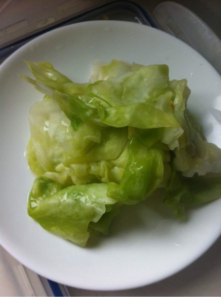 三文鱼刺身配酸辣包菜步骤6