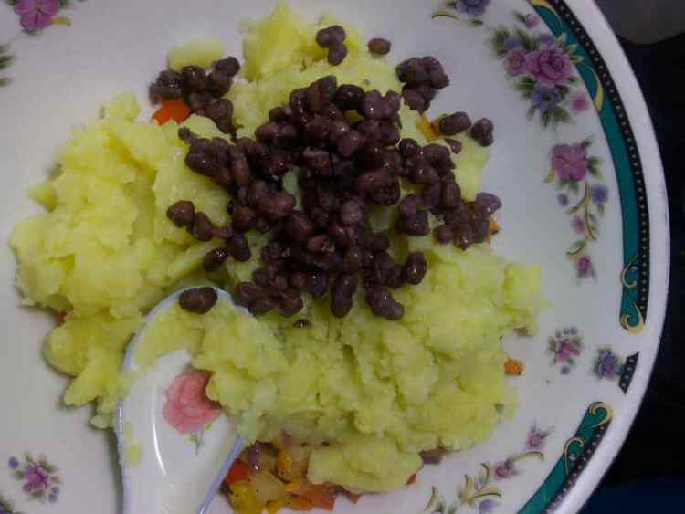 鸡蛋土豆沙拉步骤7