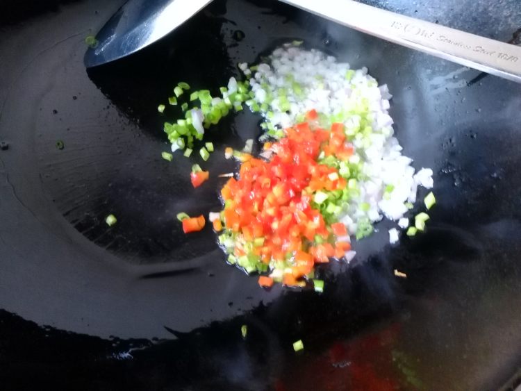 水芹鸡蛋杯沙拉步骤5