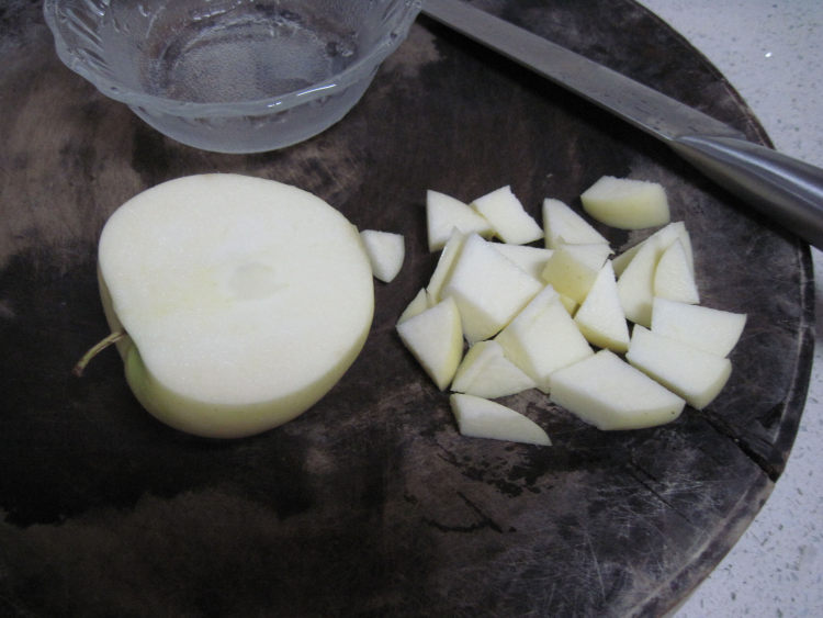 苹果石榴酸奶沙拉步骤2
