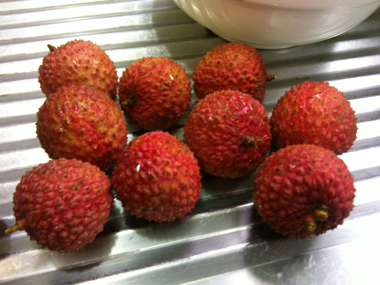 荔枝虾仁沙拉步骤4