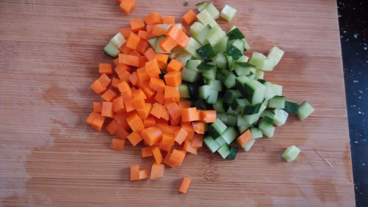 苹果蔬菜沙拉步骤1