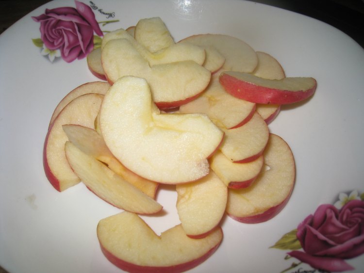 苹果生菜沙拉步骤2
