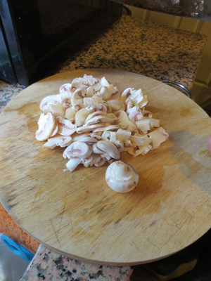 蘑菇肉圆蔬菜沙拉步骤4