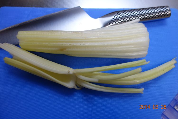 芹菜薯片步骤1