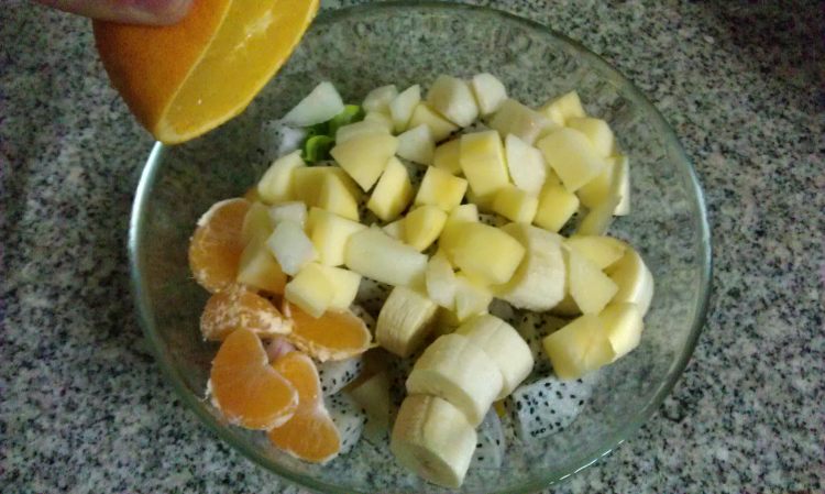 橙味蔬果沙拉步骤7