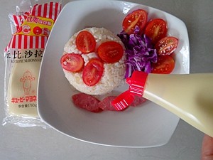 圣女果米饭沙拉步骤12