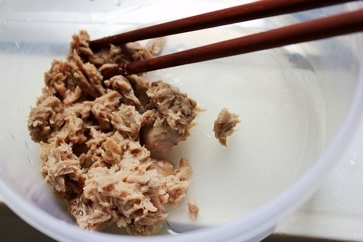 青瓜金枪鱼沙拉步骤1