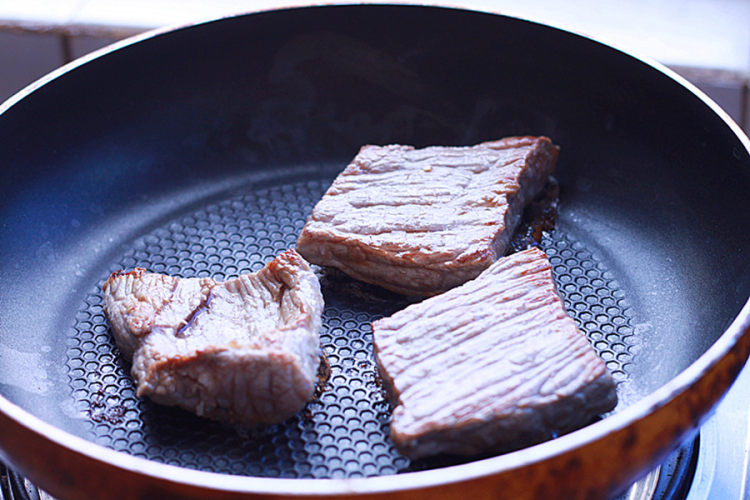 泰式牛肉蔬菜沙拉步骤9