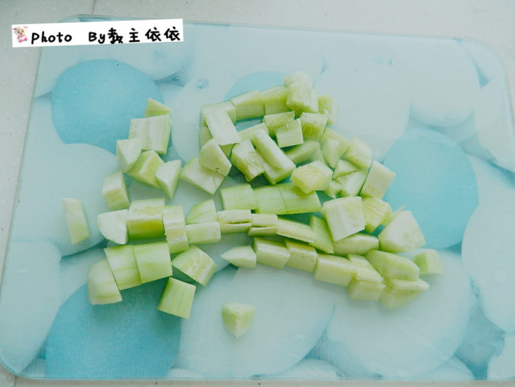 黄桃沙拉步骤2