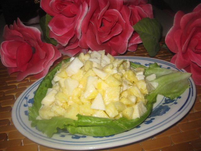 菠萝苹果酸奶沙拉步骤6