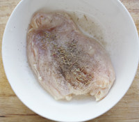 烤鸡肉水果沙拉步骤2