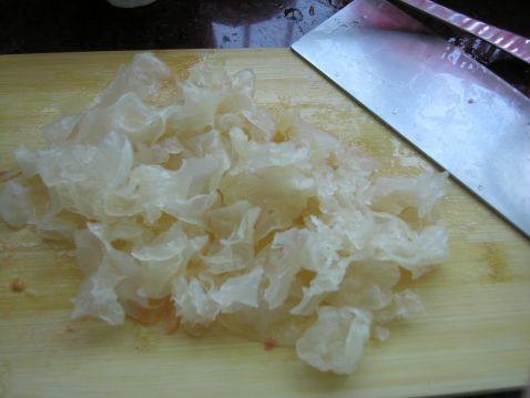 银耳番茄沙拉步骤6
