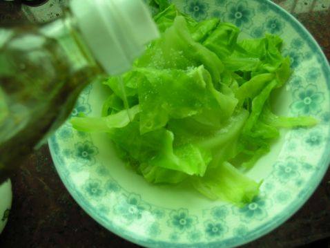鲜虾卷心菜沙拉步骤9
