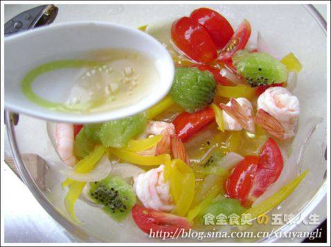 油醋汁虾仁蔬果沙拉步骤7