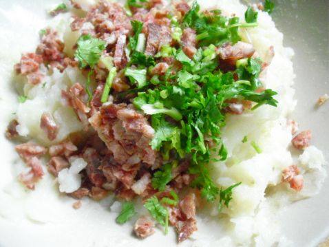 香肠土豆泥沙拉步骤2