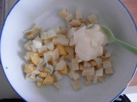 土豆鸡蛋沙拉步骤4