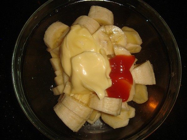 苹果香蕉色拉步骤4