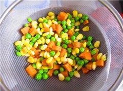 麻酱鹰嘴豆沙拉步骤2