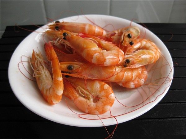 大虾柚子生菜沙拉步骤1