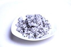 石榴火龙果酸奶沙拉步骤5