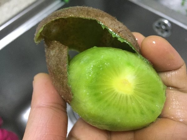 黄瓜苹果猕猴桃汁步骤5