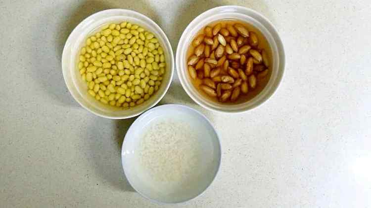 花生大米豆浆步骤1